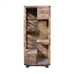 Mobiletto per gatti su ruote in legno