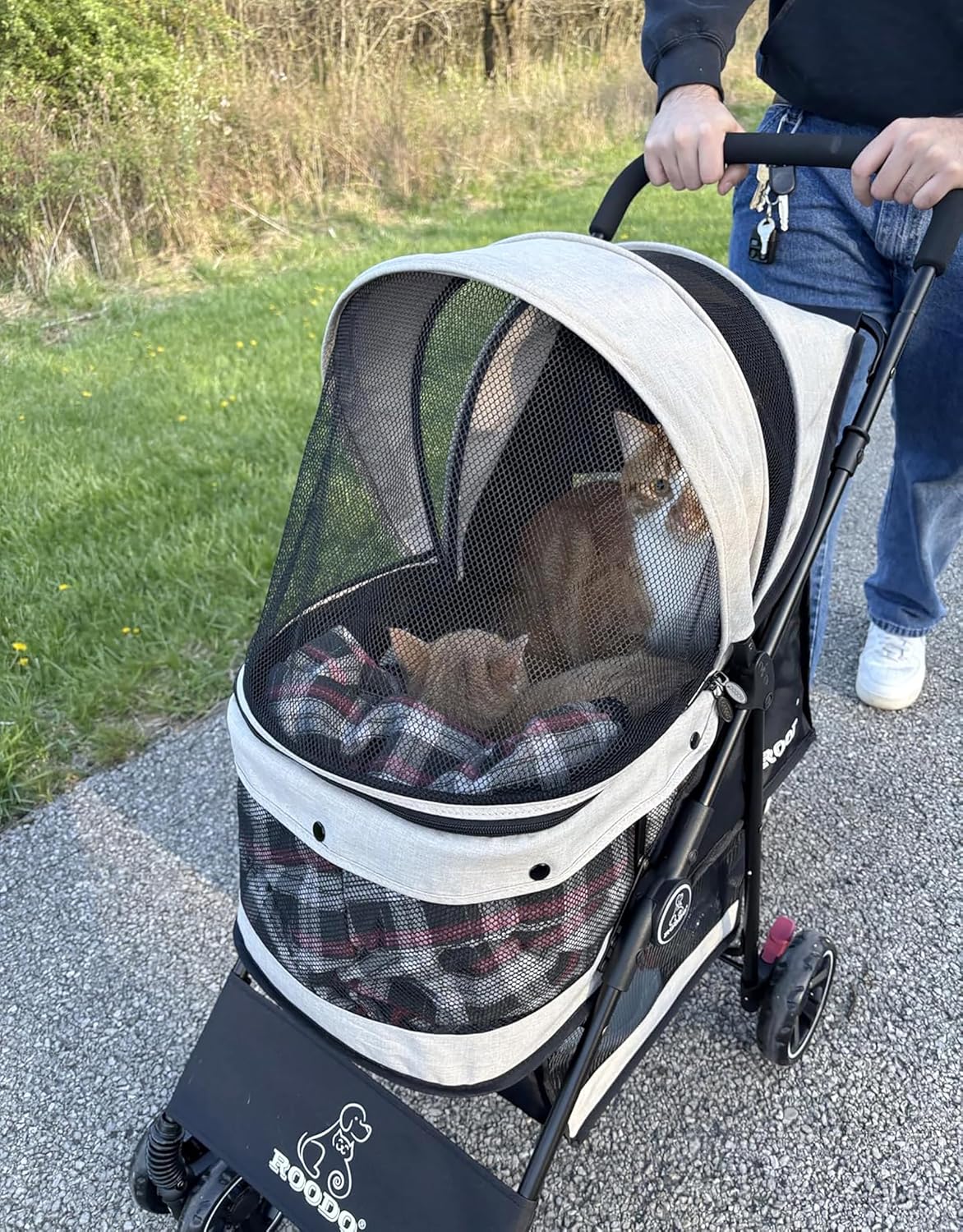 Passeggino per cani e gatti fino a 13,6 kg ROODO – 4 ruote, montaggio senza attrezzi e mesh traspirante - immagine 3